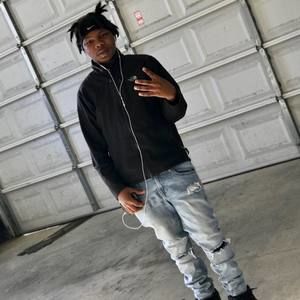 Meet your Posher, Dee